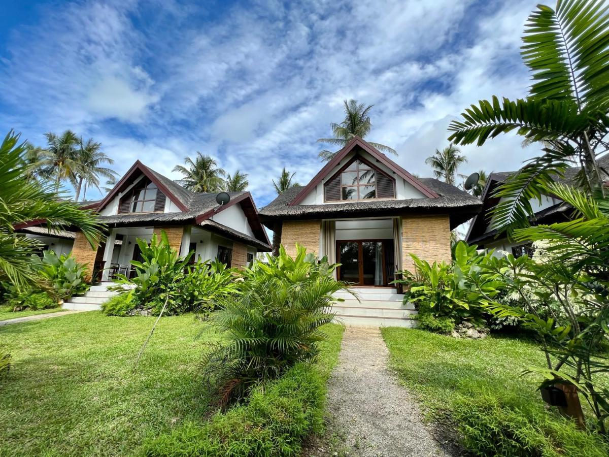 The Village Siargao General Luna  Exteriör bild
